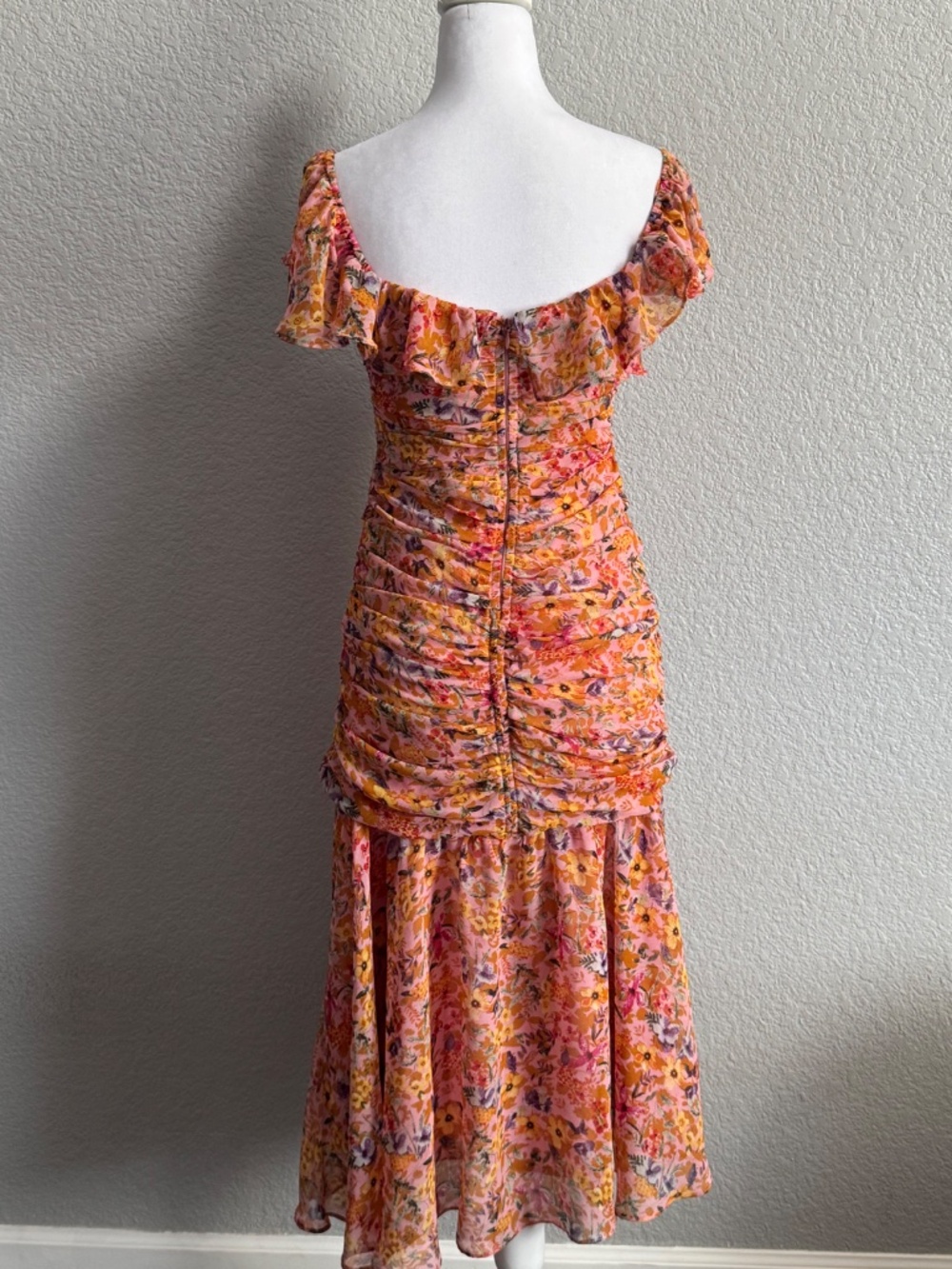 Astr Floral Ruffled Hi-Low Dress in Peach Multi - Picture 3 of 8